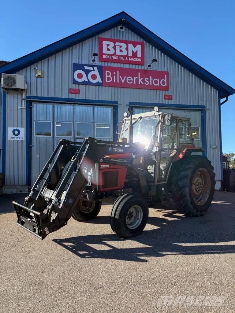 Massey Ferguson 375 Traktori
