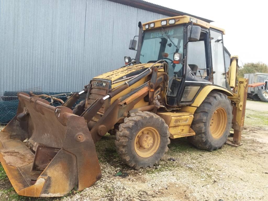 CAT 438C Ekskavatori-iekrāvēji