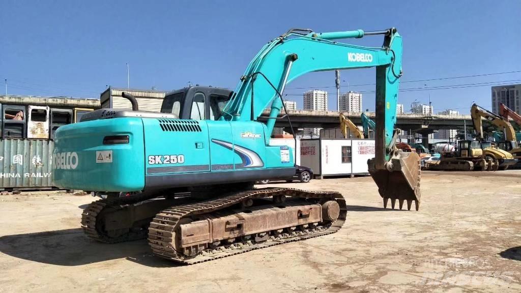 Kobelco SK 250-8 Kāpurķēžu ekskavatori