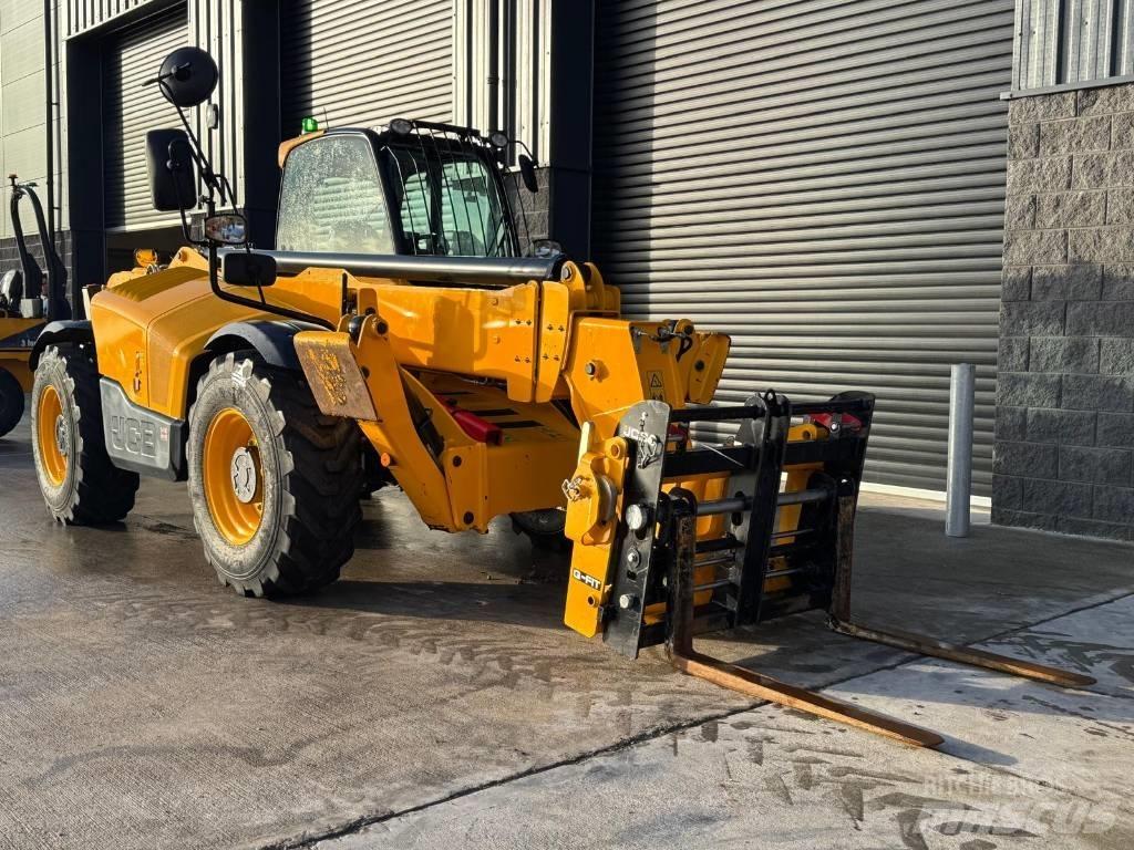 JCB 540-140 Teleskopiskie manipulatori