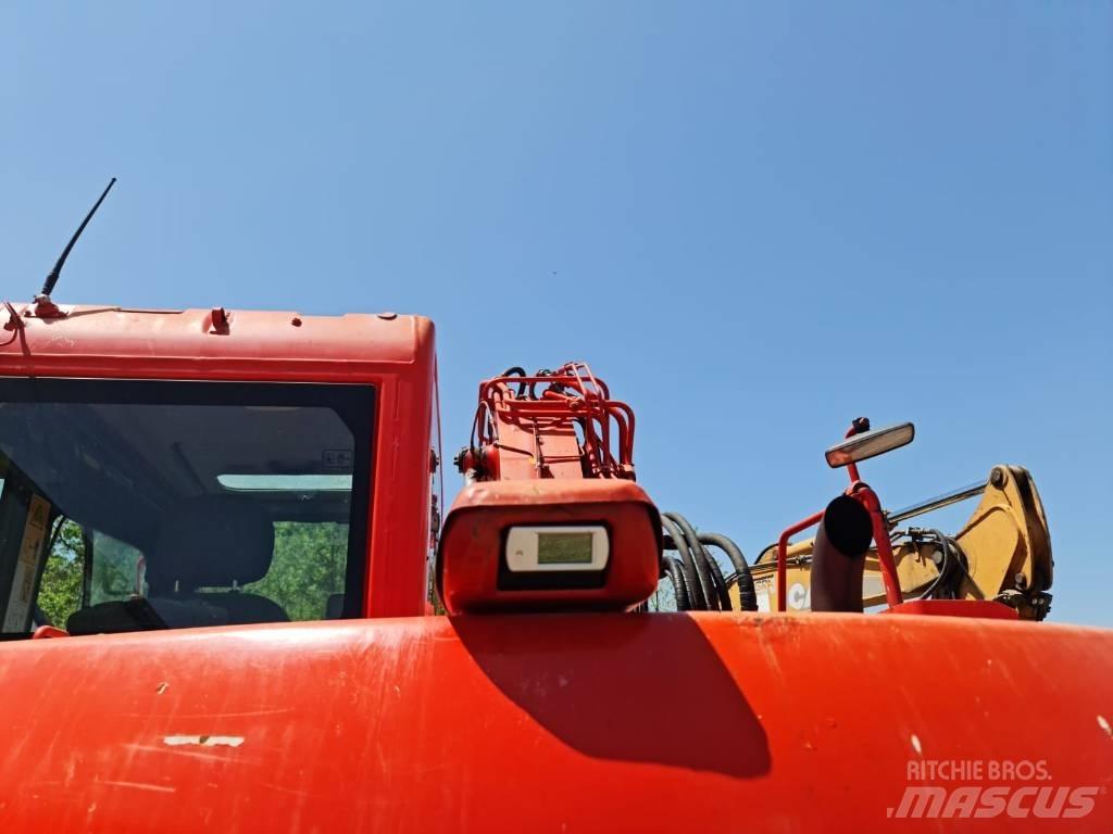 Komatsu PC 138-8 Kāpurķēžu ekskavatori