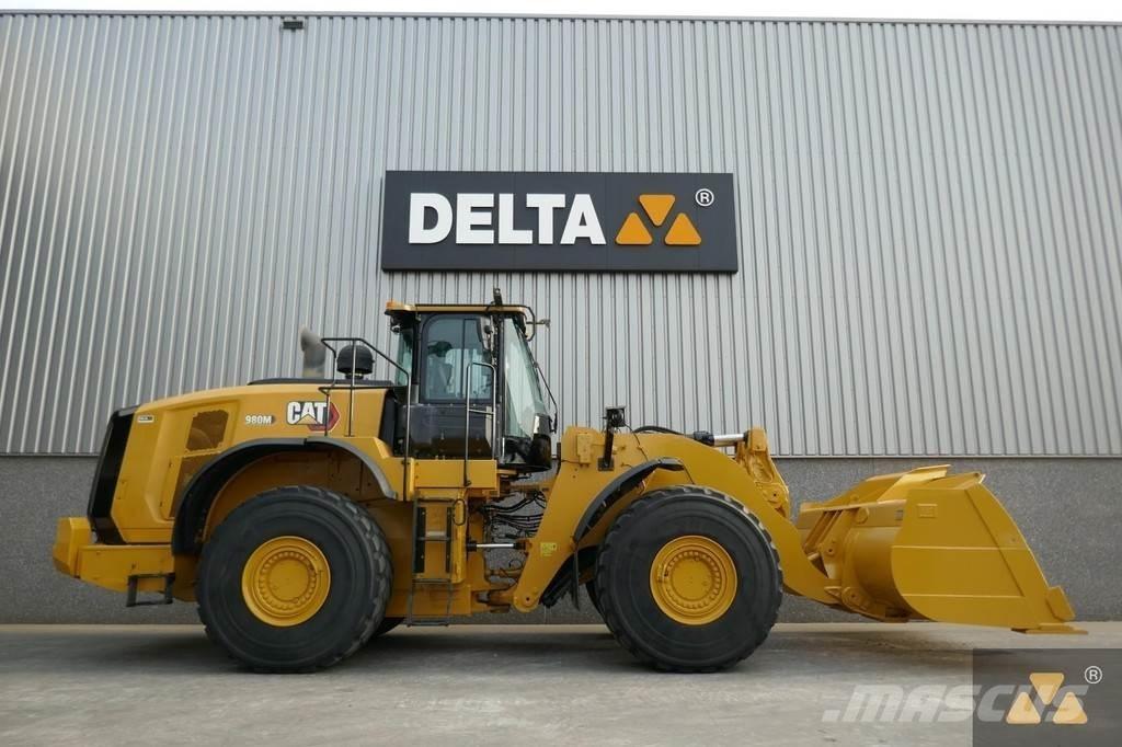 CAT 980M Iekrāvēji uz riteņiem