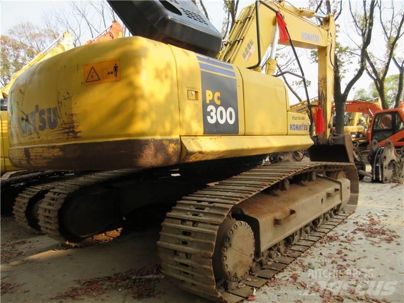 Komatsu PC 300-7 Kāpurķēžu ekskavatori