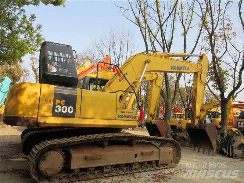 Komatsu PC 300-7 Kāpurķēžu ekskavatori