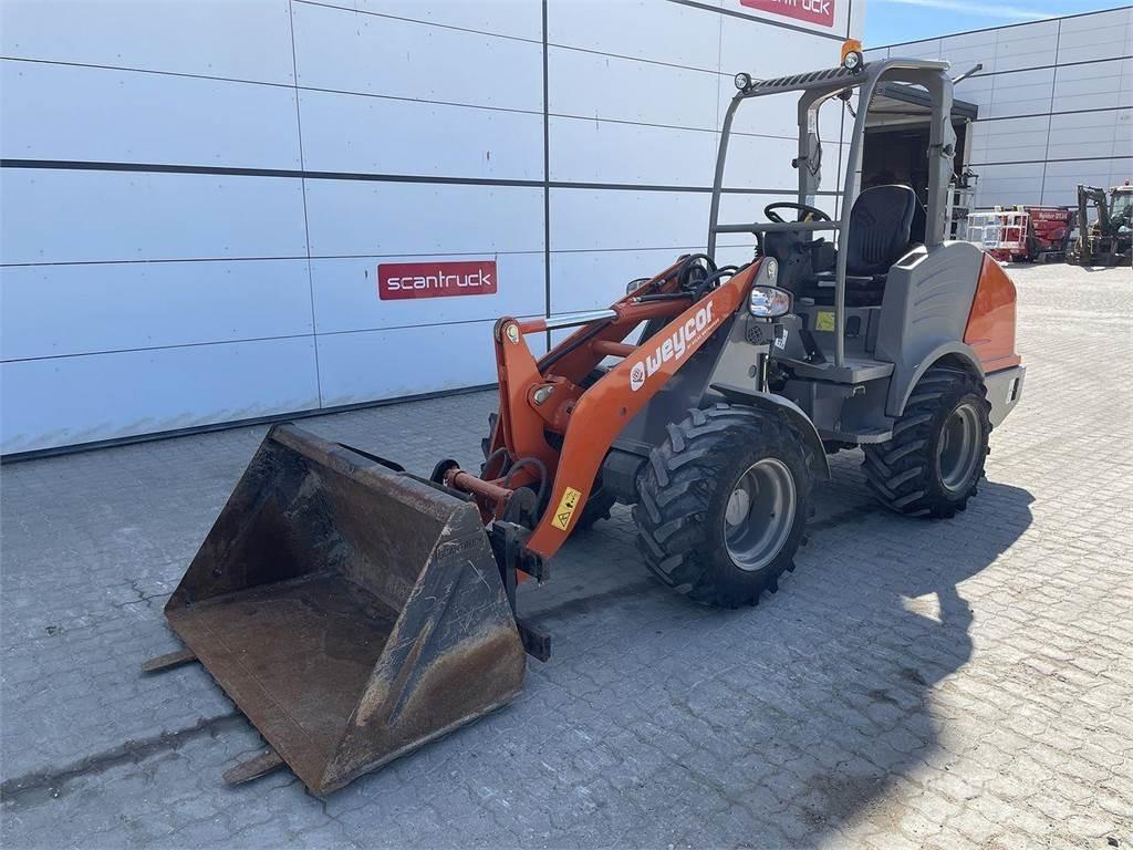 Weycor AR380 Agrar Multifunkcionālie iekrāvēji