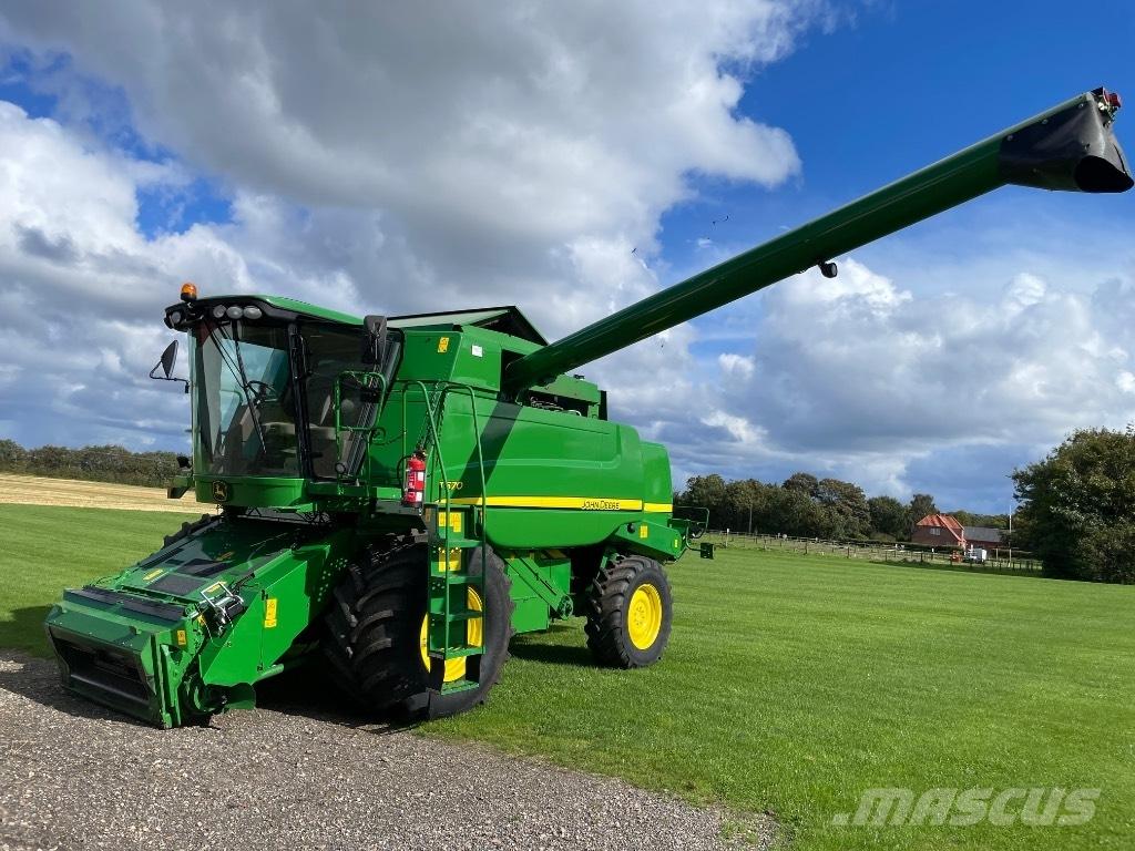 John Deere T 670 i Ražas novākšanas kombaini
