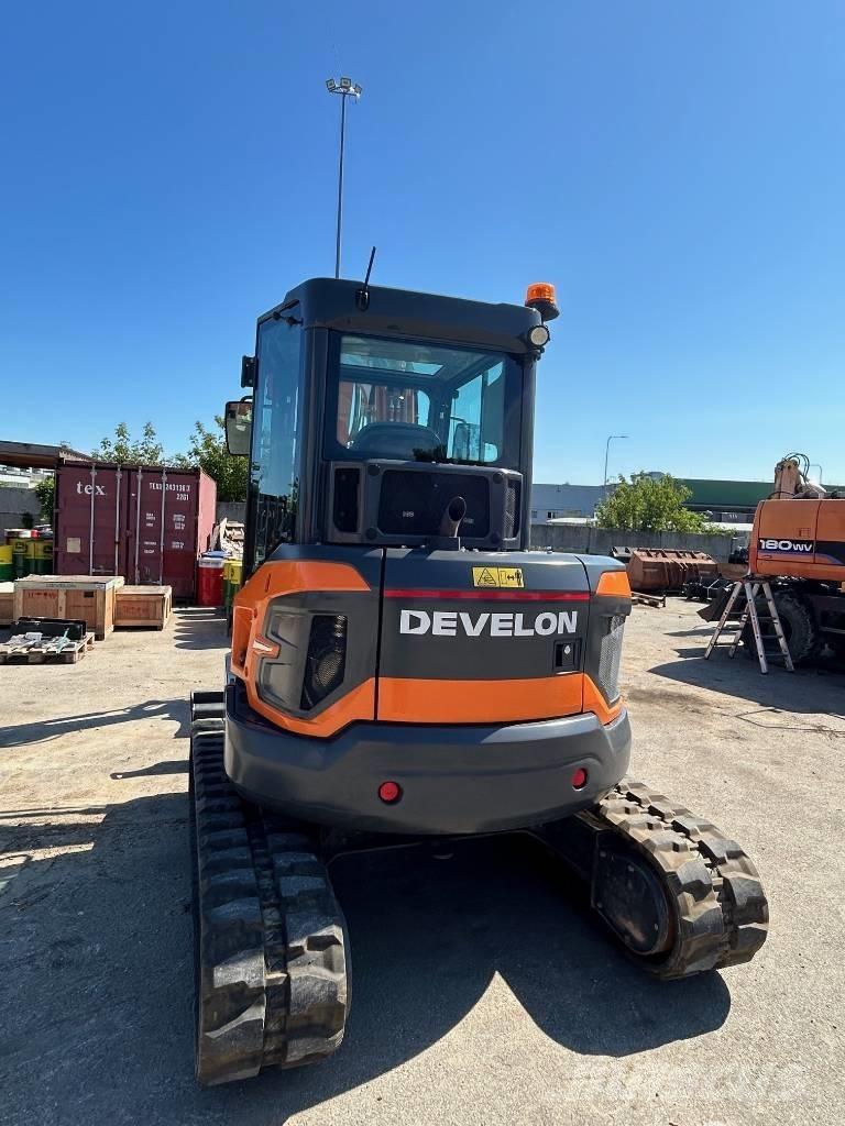 Develon DX 55 R-7 Mini ekskavatori < 7 t