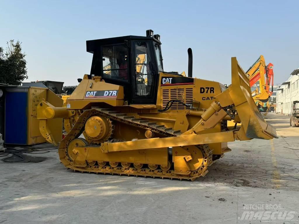CAT D 7 R LGP Kāpurķēžu buldozeri
