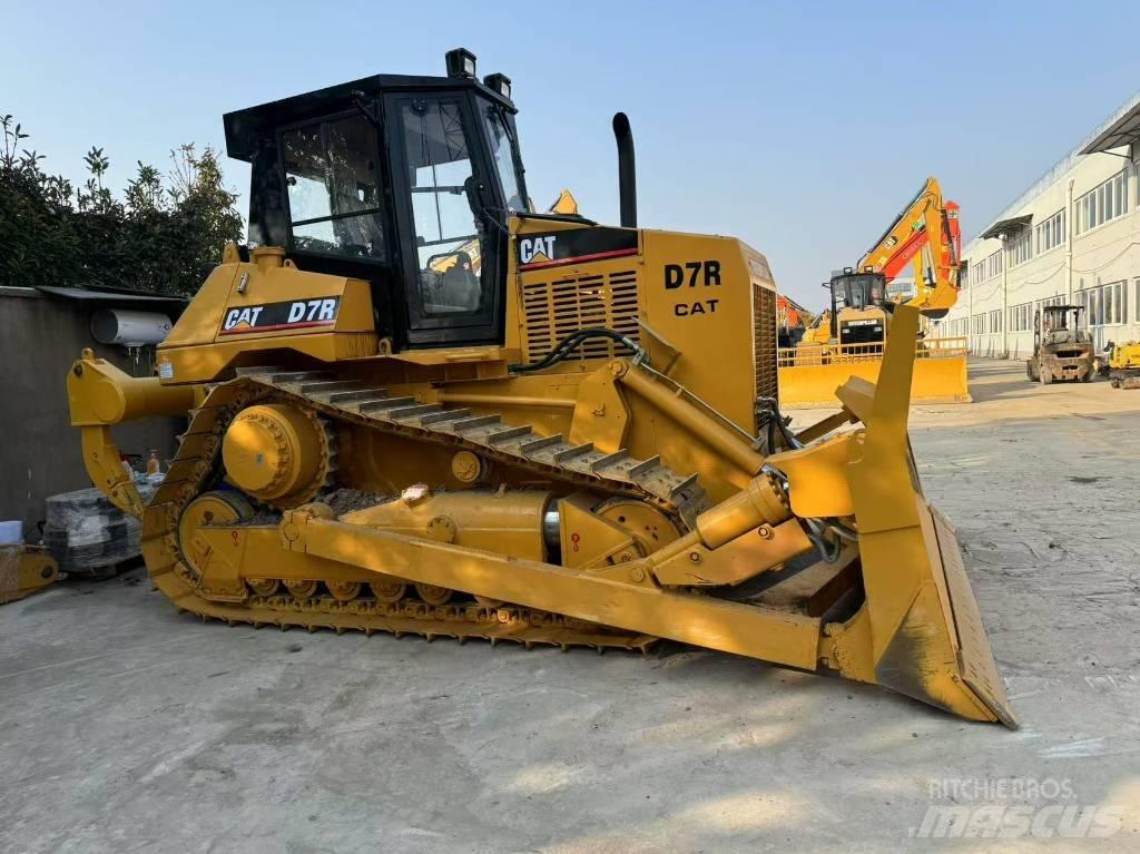 CAT D 7 R LGP Kāpurķēžu buldozeri