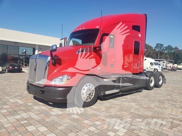 Kenworth T680 Vilcēji