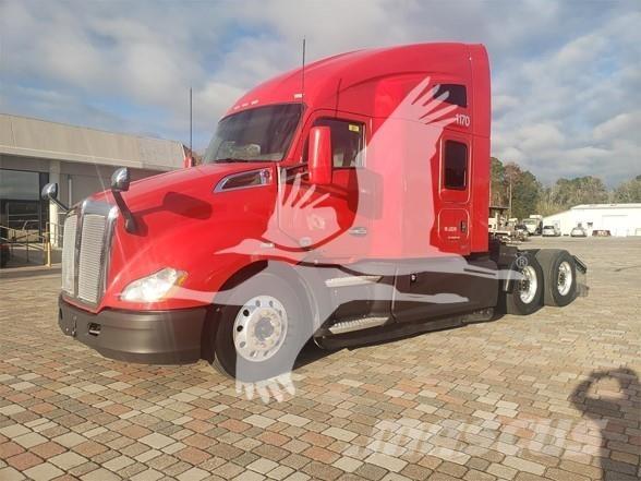 Kenworth T680 Vilcēji