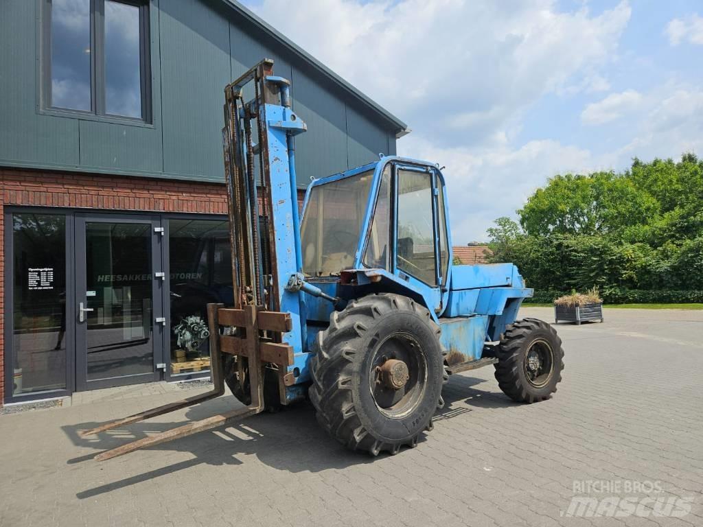 Manitou M430CP Tehnika ar dīzeļa dzinēju