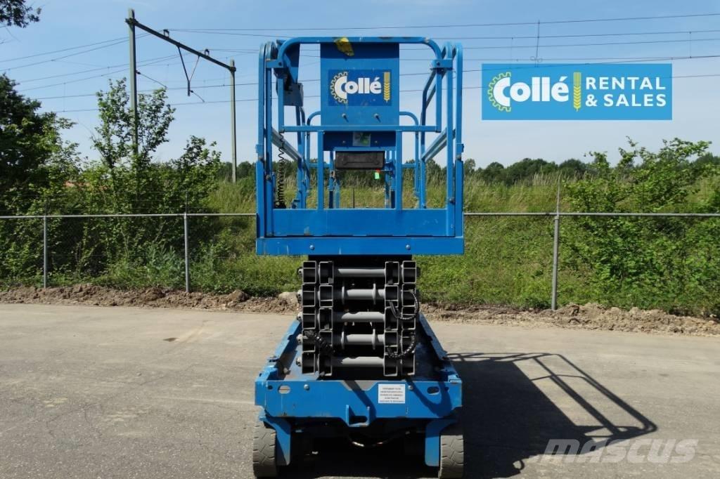 Genie GS 4047 | 2012 Šķerveida pacēlāji