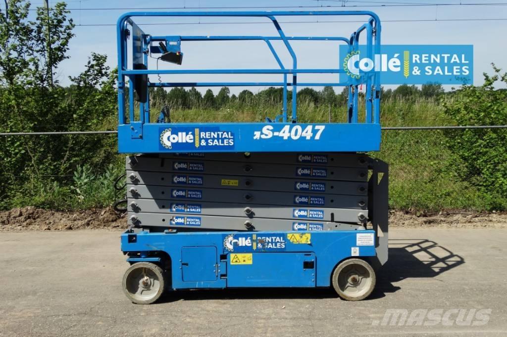 Genie GS 4047 | 2012 Šķerveida pacēlāji