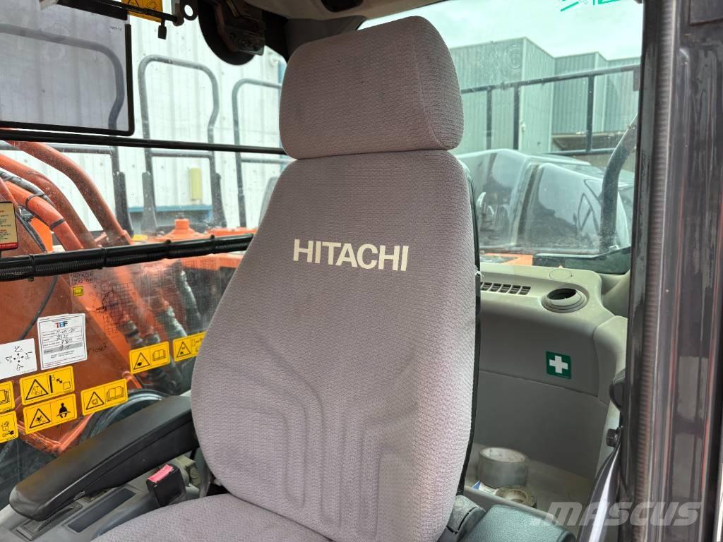 Hitachi ZX210LC-6 Kāpurķēžu ekskavatori
