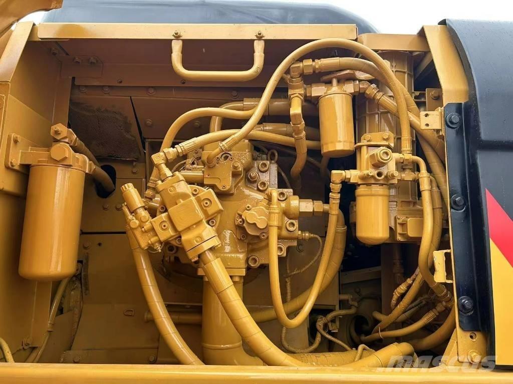 CAT 336 Kāpurķēžu ekskavatori