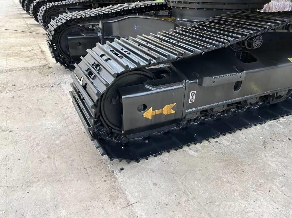 Komatsu 200 Kāpurķēžu ekskavatori
