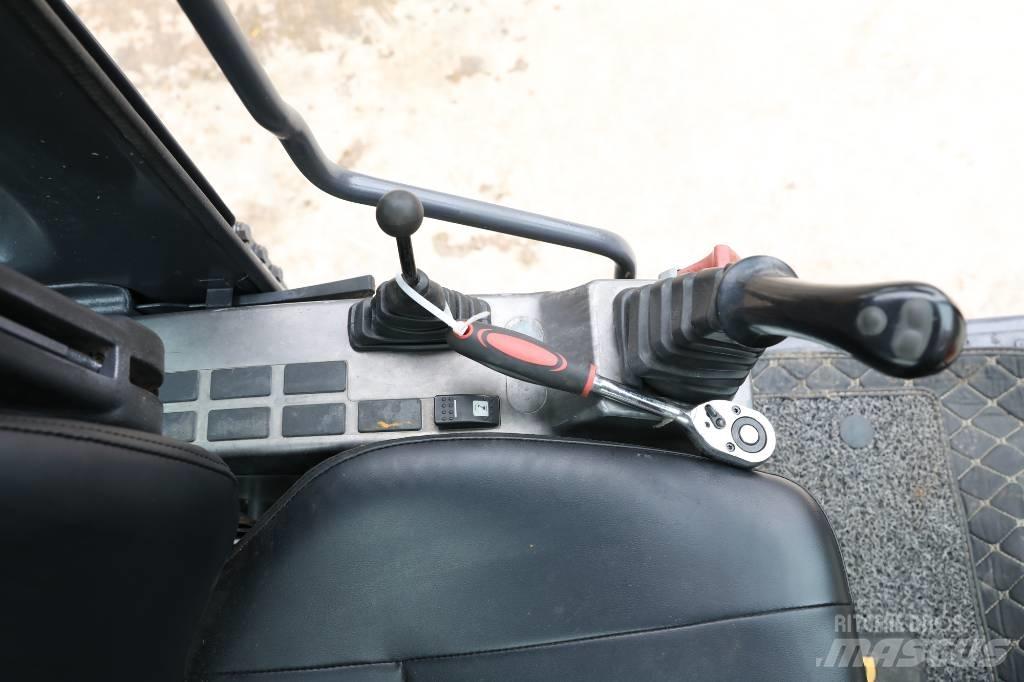 Doosan DX 75-9 C Mini ekskavatori < 7 t