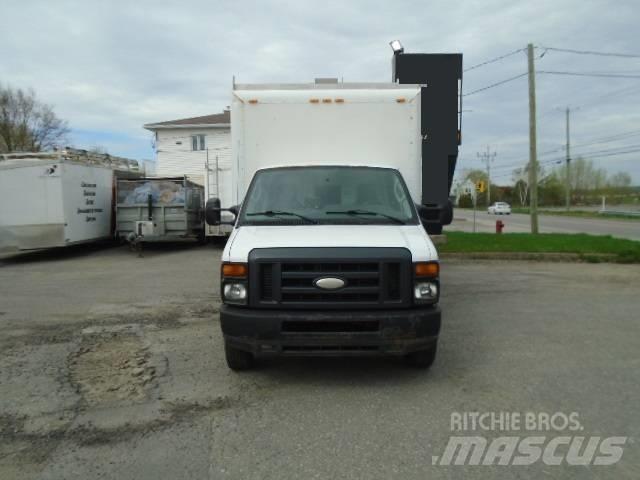 Ford E 350 Preču pārvadāšanas furgoni