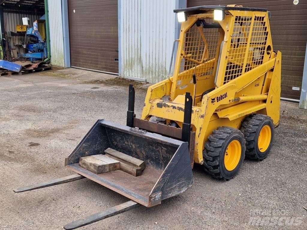 Bobcat 453 Lietoti riteņu kompaktiekrāvēji
