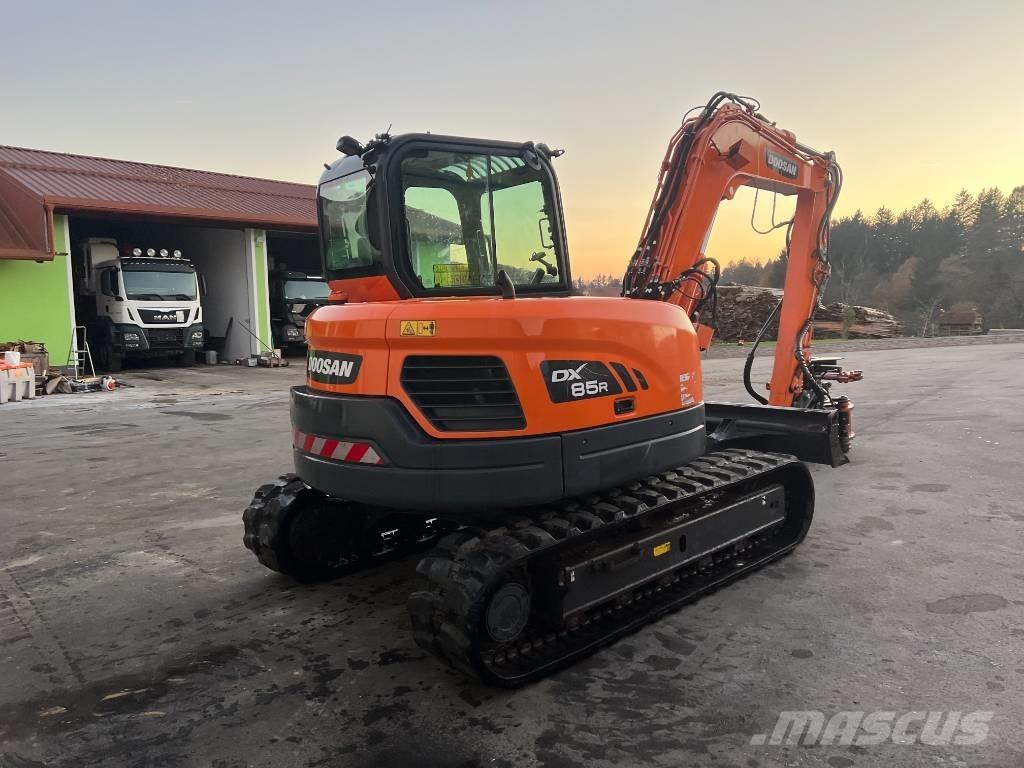 Doosan DX85R-3 Vidēja lieluma ekskavatori 7 t - 12 t