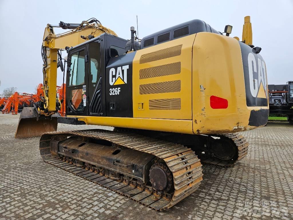 CAT 326 F L Kāpurķēžu ekskavatori