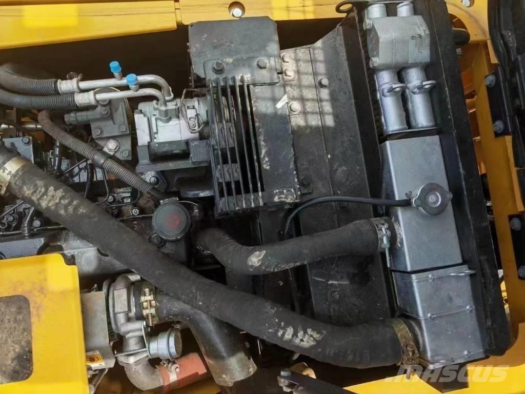 Komatsu PC 130 LC-7 Kāpurķēžu ekskavatori