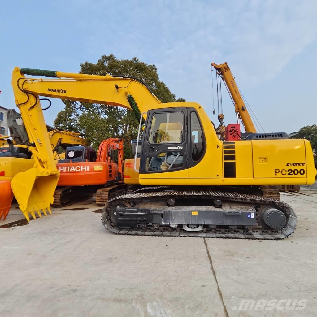 Komatsu PC 200-7 Kāpurķēžu ekskavatori