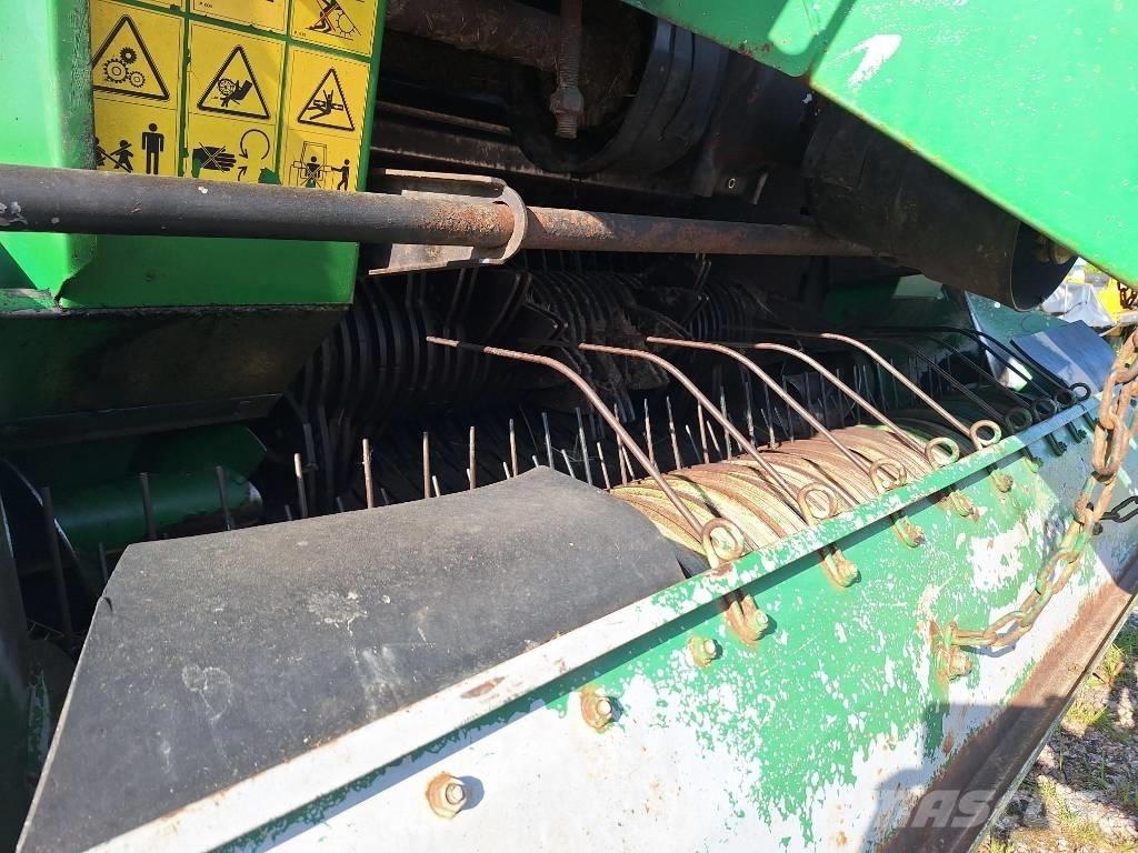 Agronic 1302 Rituļu preses