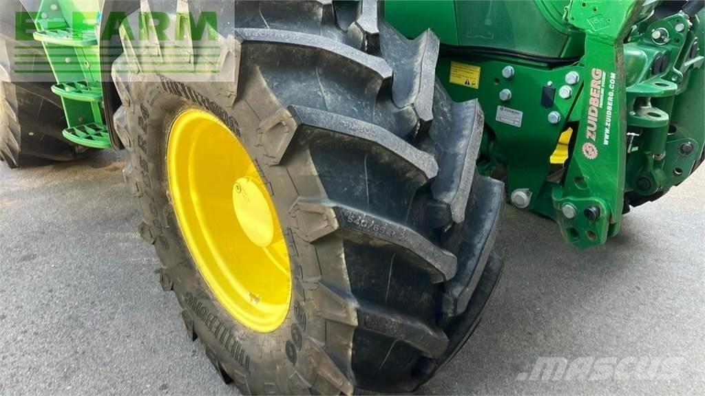 John Deere 6125R Traktori