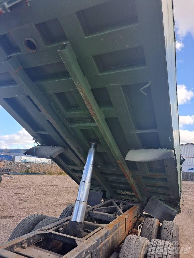 Maansiirtokärry Sisu Citas piekabes