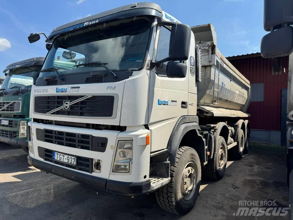 Volvo FM 13 440 8x6 Pašizgāzējs