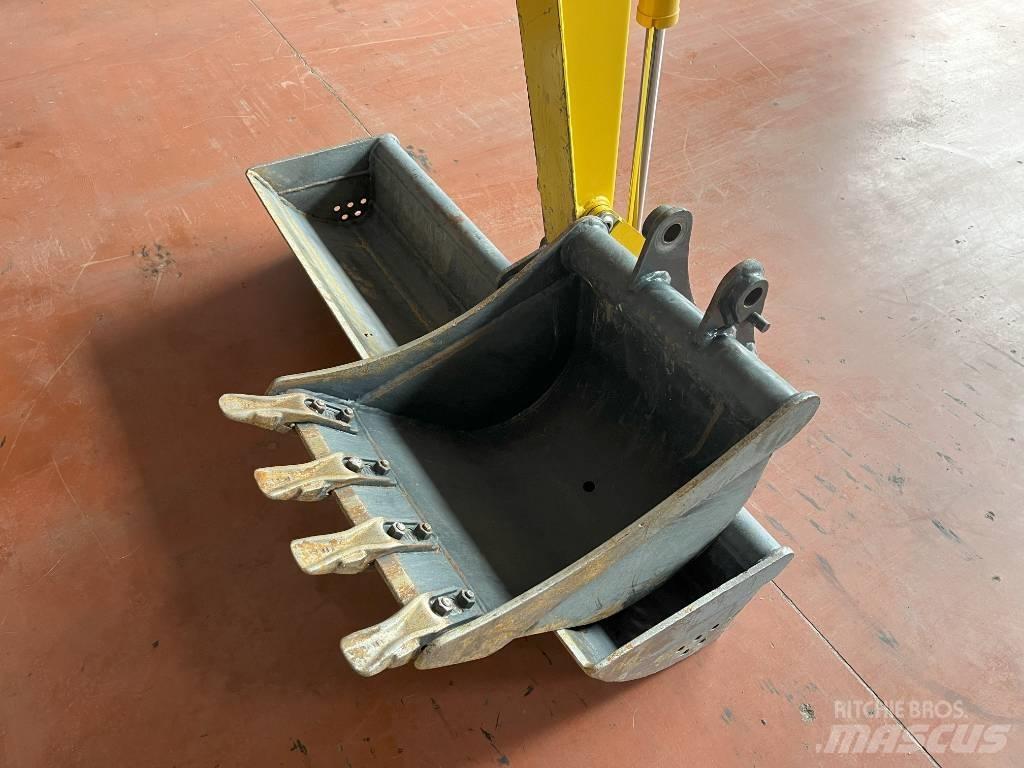 Komatsu PC 24 MR 5 Mini ekskavatori < 7 t