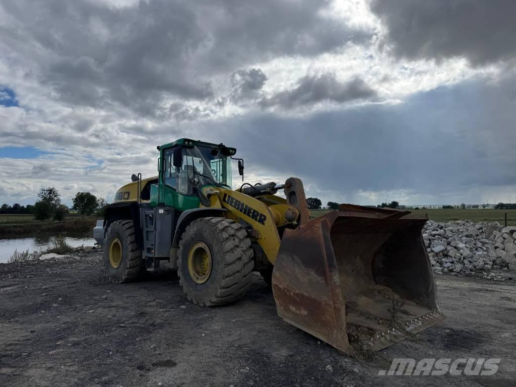 Liebherr 580 Iekrāvēji uz riteņiem