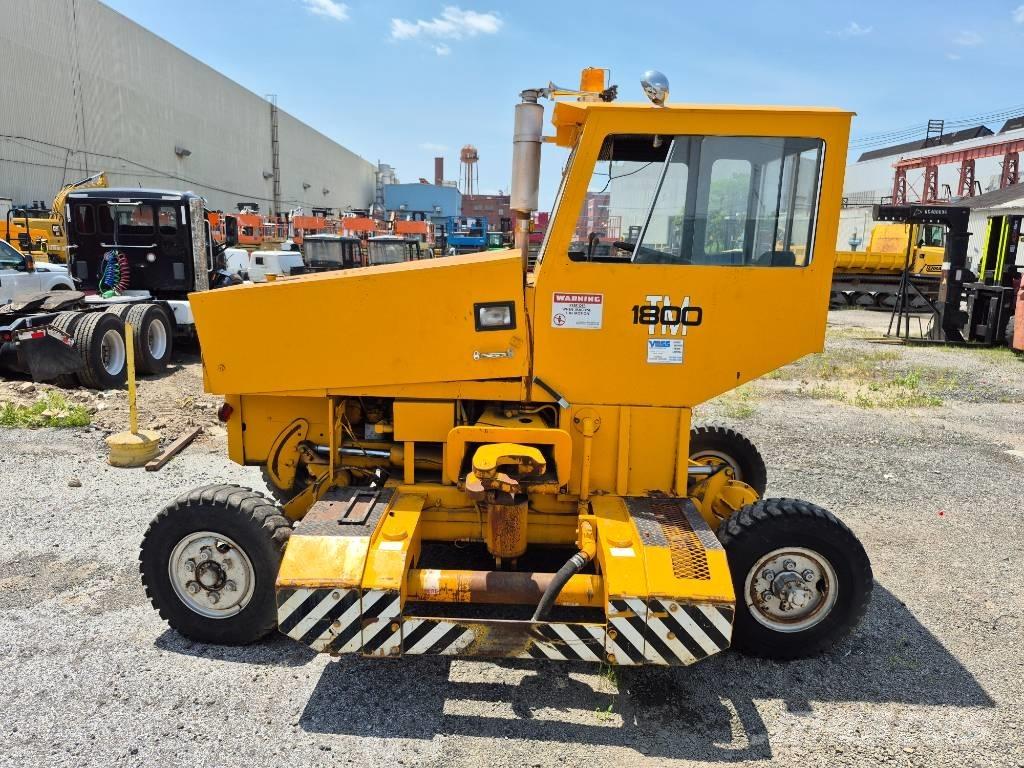 Trackmobile 1800 Komunālās mašīnas