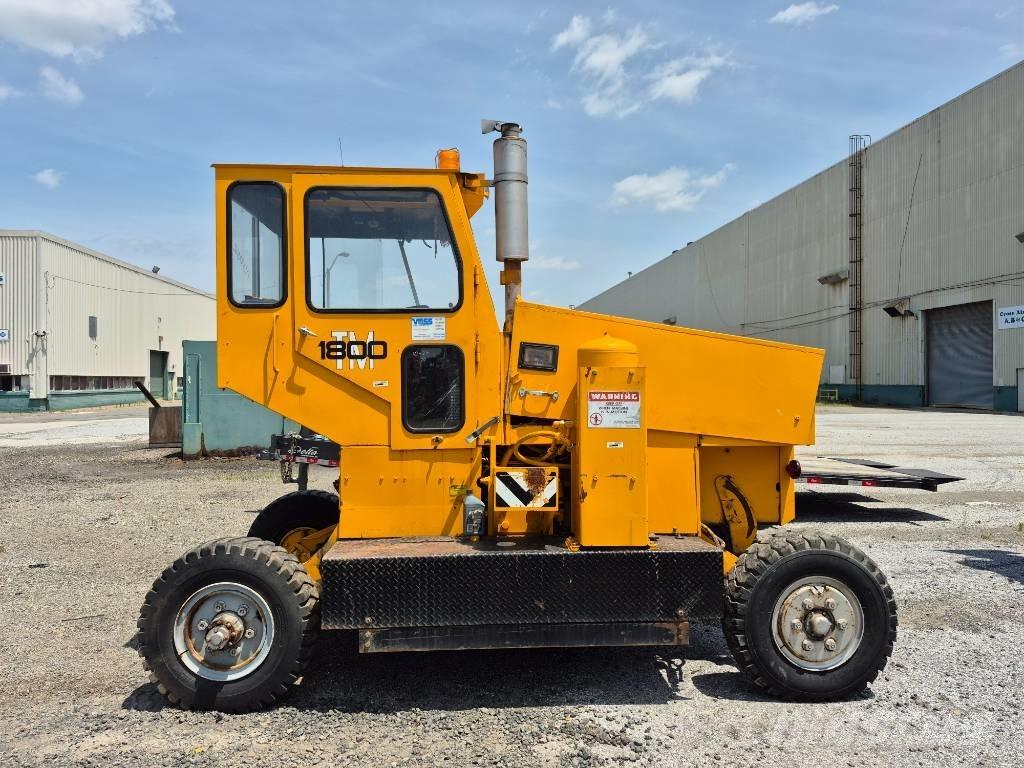  Trackmobile 1800 Komunālās mašīnas