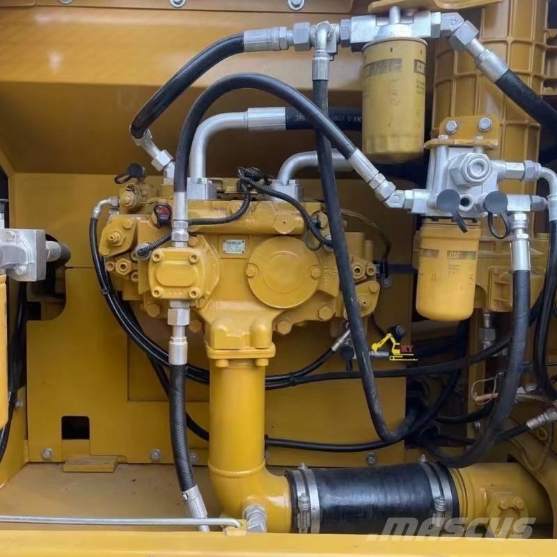 CAT 324 D Kāpurķēžu ekskavatori