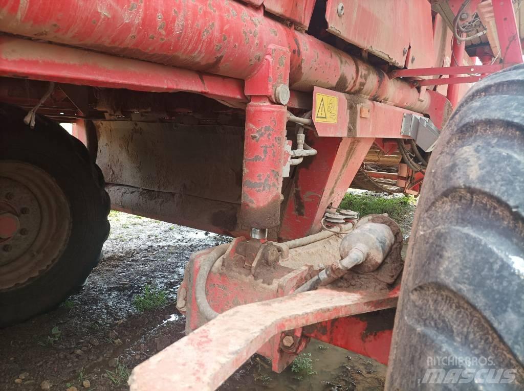 Grimme DR 1500 Kartupeļu novākšanas kombaini