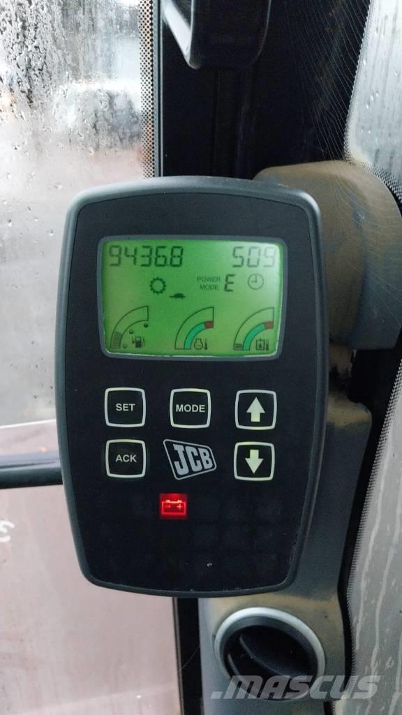 JCB JS 220 LC Kāpurķēžu ekskavatori
