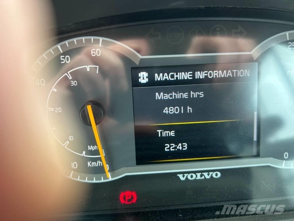 Volvo L 180 H Iekrāvēji uz riteņiem