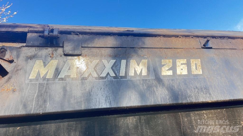 Beco Maxxim 260 Treileri-pašizgāzēji