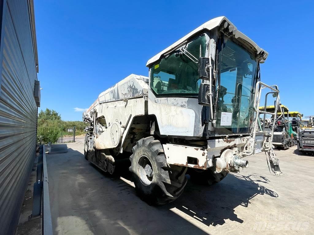 Wirtgen WR 240I Asfalta savācējs