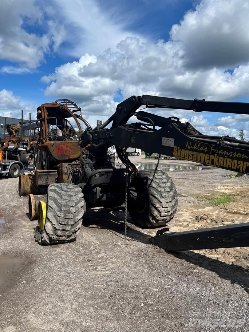 John Deere 1470G Harvesteri
