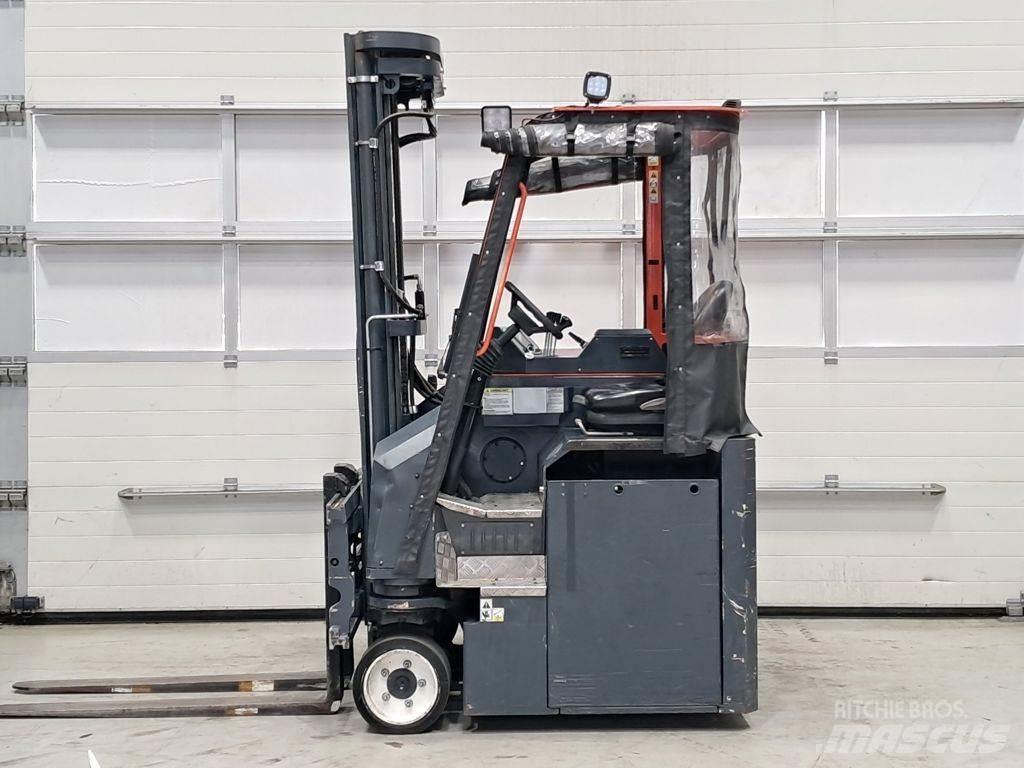 Combilift CBE2500 Pārvadātājs iekraušanai no sāniem