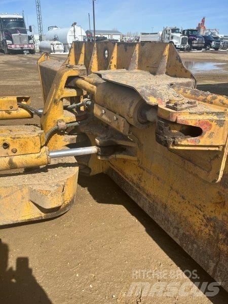 CAT D 6 N LGP Kāpurķēžu buldozeri