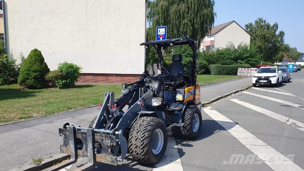 GiANT G 2500 X-Tra Iekrāvēji uz riteņiem