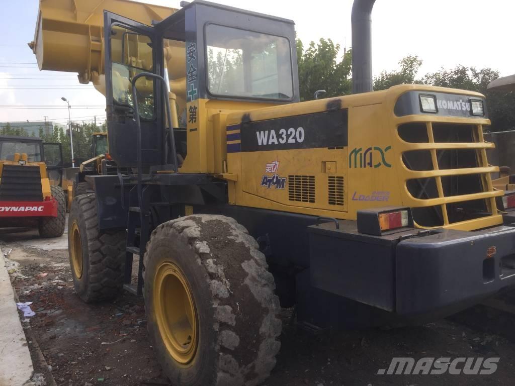 Komatsu WA 320-3 Iekrāvēji uz riteņiem