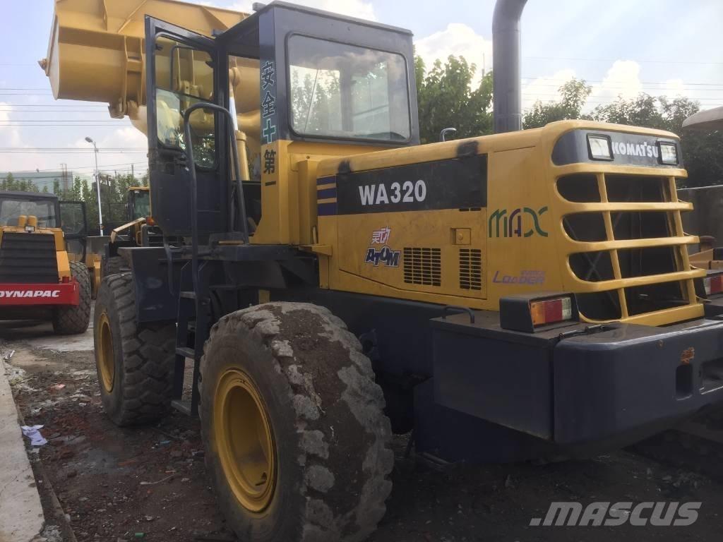 Komatsu WA 320-3 Iekrāvēji uz riteņiem
