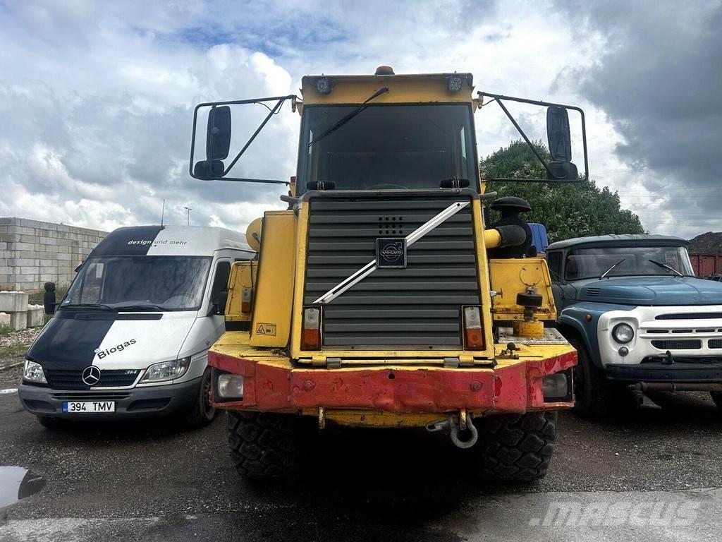 Volvo A25C Artikulētie pašizgāzēji