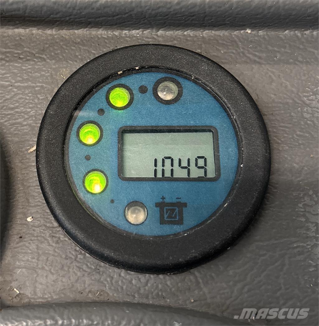 Atlet A160 Pašgājēji krautnētāji